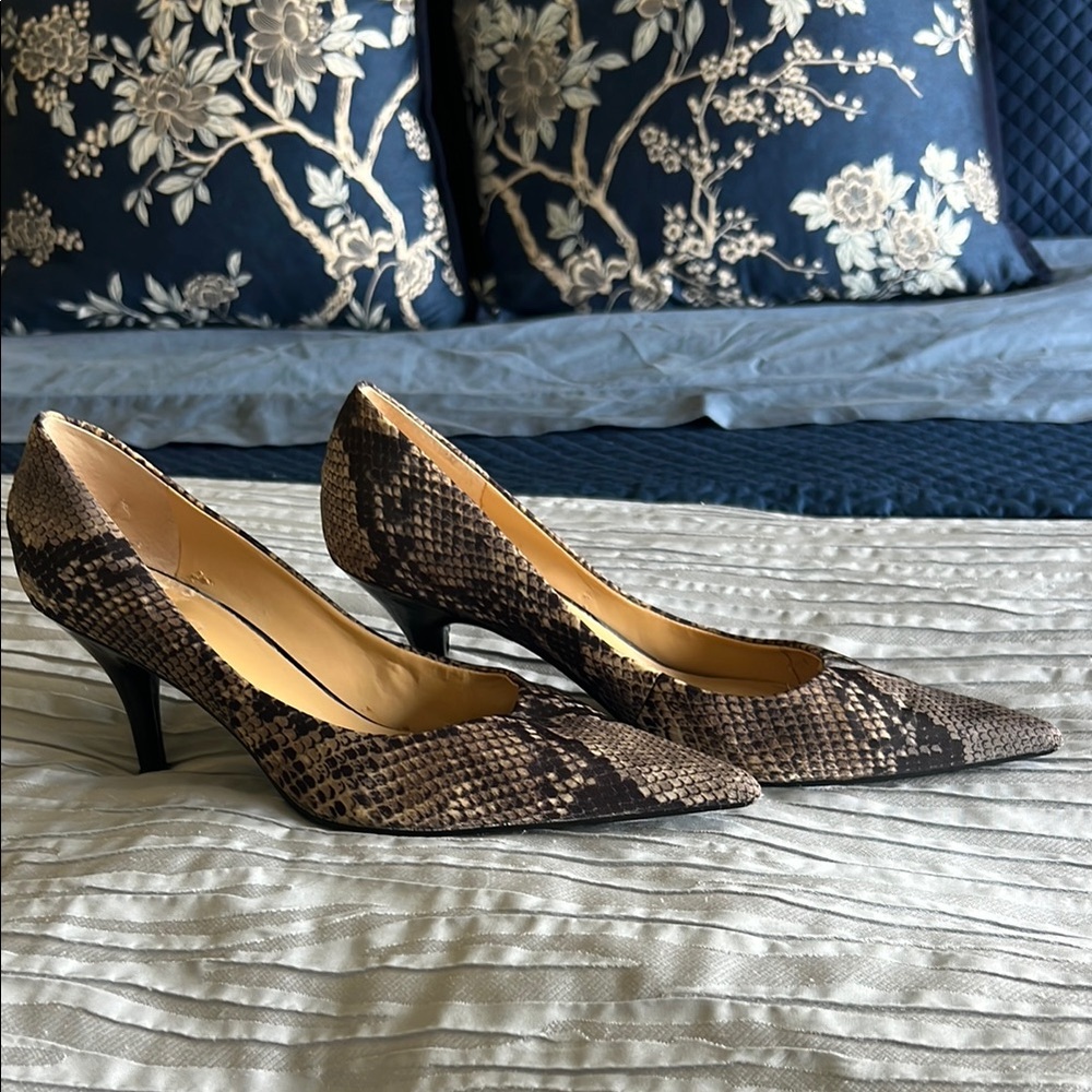 Elegant Snake Print Heels